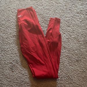 Alphalete leggings red XS